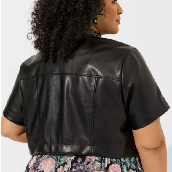 725-3 Torrid Faux Leather Short Sleeve Cropped Moto Jacket Size 0X 10/12 - Picture 7 of 11